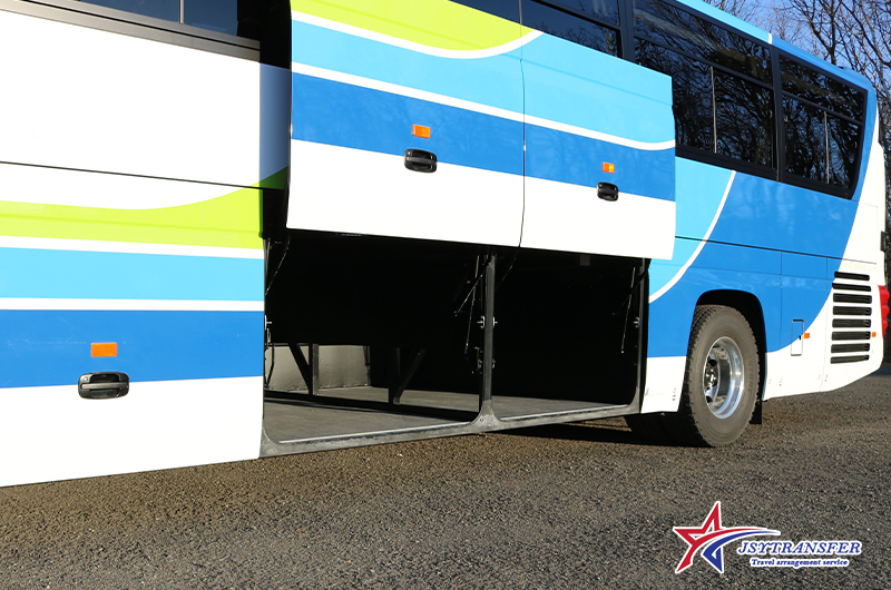 large_bus_7